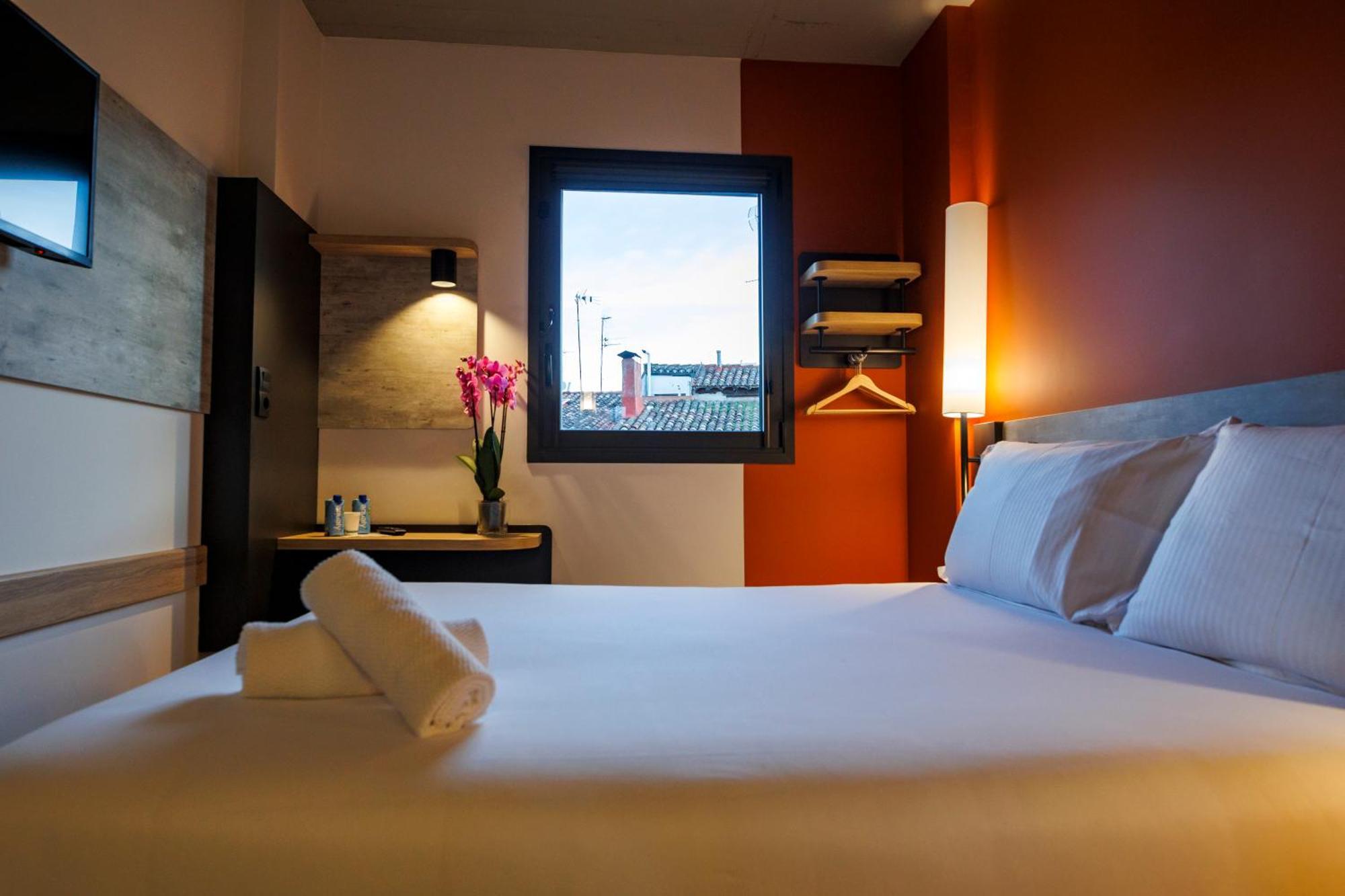 Ibis Budget Logrono Centro Buitenkant foto