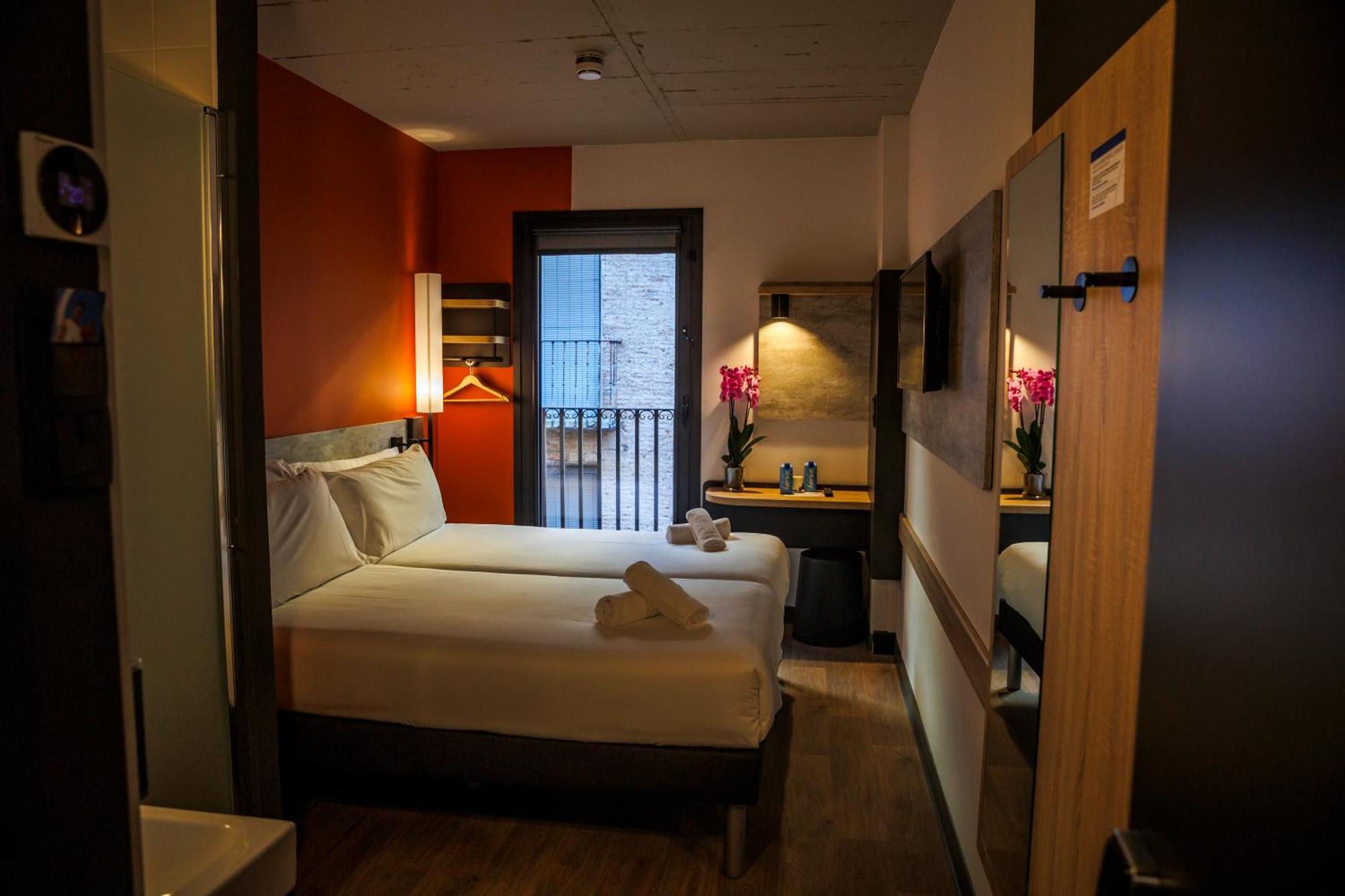 Ibis Budget Logrono Centro Buitenkant foto
