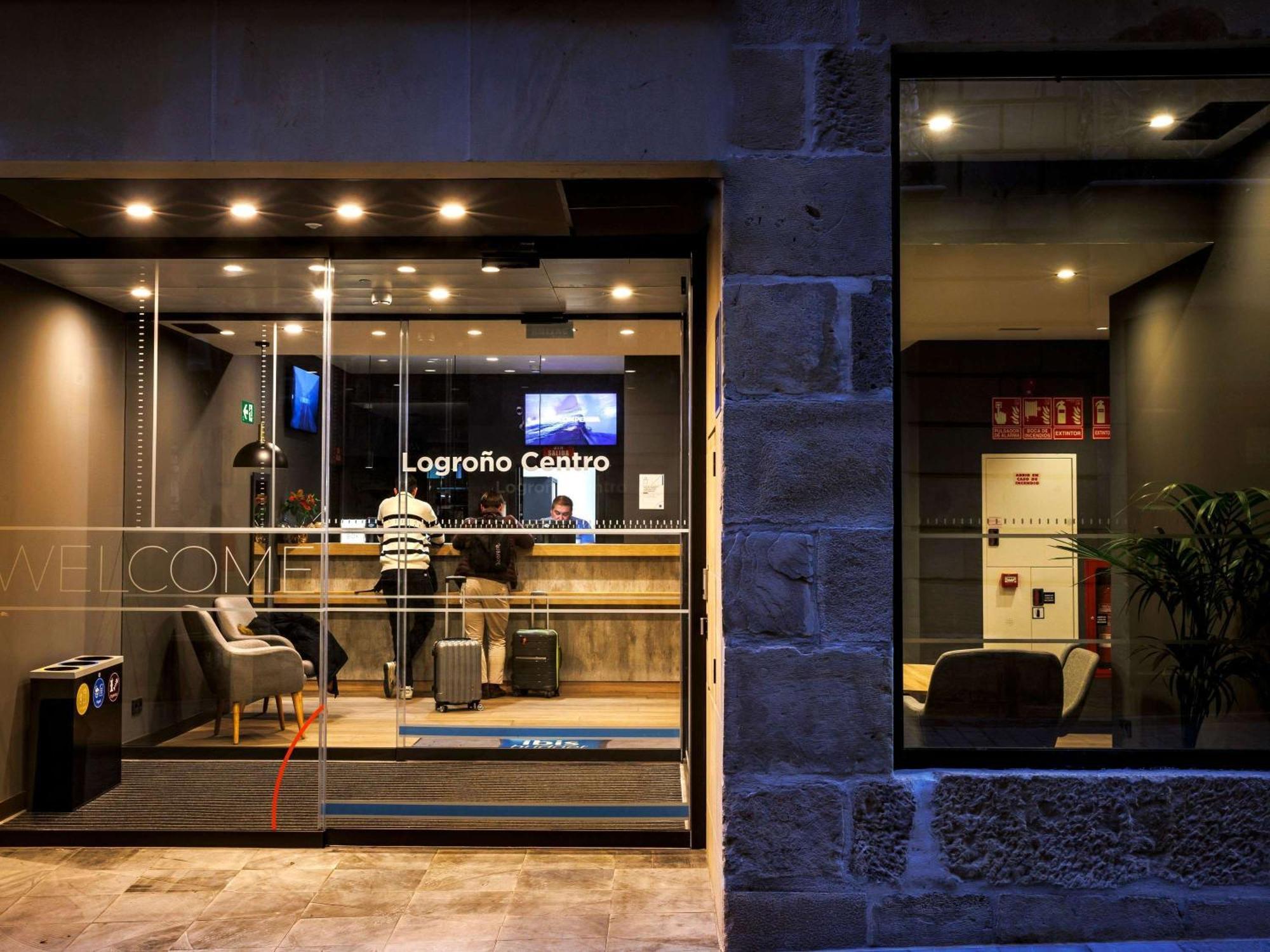 Ibis Budget Logrono Centro Buitenkant foto
