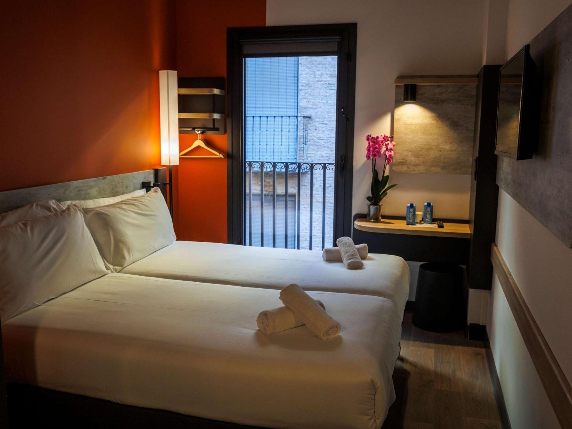 Ibis Budget Logrono Centro Buitenkant foto